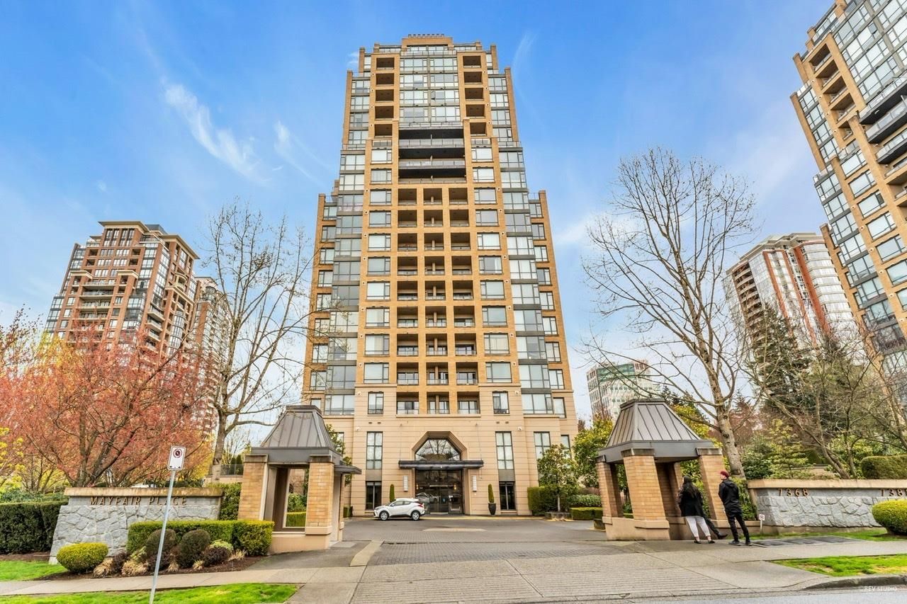 Main Photo: 1601 7368 SANDBORNE Avenue in Burnaby: South Slope Condo for sale in "Mayfair Place" (Burnaby South)  : MLS®# R2676449