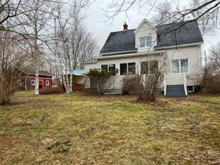 Photo 1: 31 Alfred Street in Pictou: 107-Trenton, Westville, Pictou Residential for sale (Northern Region)  : MLS®# 202207112