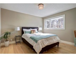 Photo 21: 179 WINDERMERE Road SW in Calgary: Wildwood House for sale : MLS®# C4103216