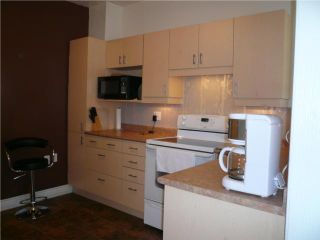 Photo 3: 460 Rosedale Street in WINNIPEG: Manitoba Other Residential for sale : MLS®# 1004046