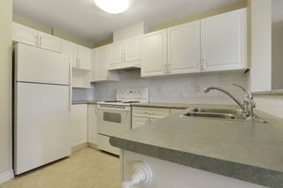 Photo 6: 416 960 LYNN VALLEY Road in North Vancouver: Lynn Valley Condo for sale in "Balmoral House" : MLS®# R2162251