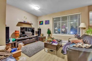 Photo 3: 55 13899 LAUREL Drive in Surrey: Whalley Townhouse for sale in "Emerald Gardens" (North Surrey)  : MLS®# R2527364
