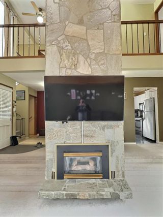 Photo 5: 50 LaVerendrye Crescent in Portage La Prairie: House for sale : MLS®# 202308362