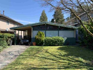 Photo 1: 6382 MALVERN Avenue in Burnaby: Buckingham Heights House for sale (Burnaby South)  : MLS®# R2353339