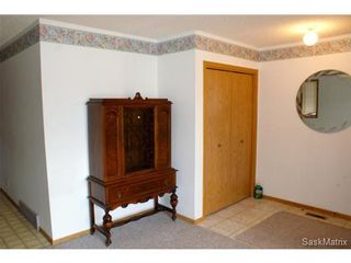 Photo 9: 1301 KING Street in Regina: Washington Park Single Family Dwelling for sale (Regina Area 03)  : MLS®# 528872