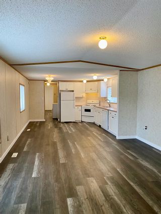 Photo 10: 21 8680 CASTLE Road in Prince George: Sintich Manufactured Home for sale (PG City South East (Zone 75))  : MLS®# R2661856