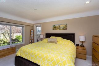Photo 9: 1108 McBriar Ave in VICTORIA: SE Lake Hill House for sale (Saanich East)  : MLS®# 780264