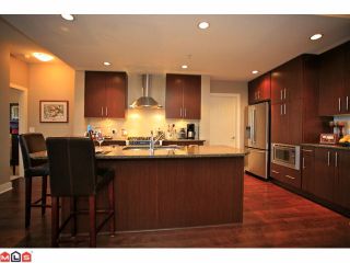 Photo 8: 308 16469 64 Avenue in Surrey: Cloverdale BC Condo for sale in "St. Andrews at Northwest" (Cloverdale)  : MLS®# F1123880