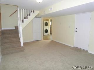 Photo 9: 1607 Chandler Ave in VICTORIA: Vi Fairfield East Half Duplex for sale (Victoria)  : MLS®# 504379