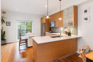 Photo 8: 958 W 15TH Avenue in Vancouver: Fairview VW Townhouse for sale in "The Classix" (Vancouver West)  : MLS®# R2867641