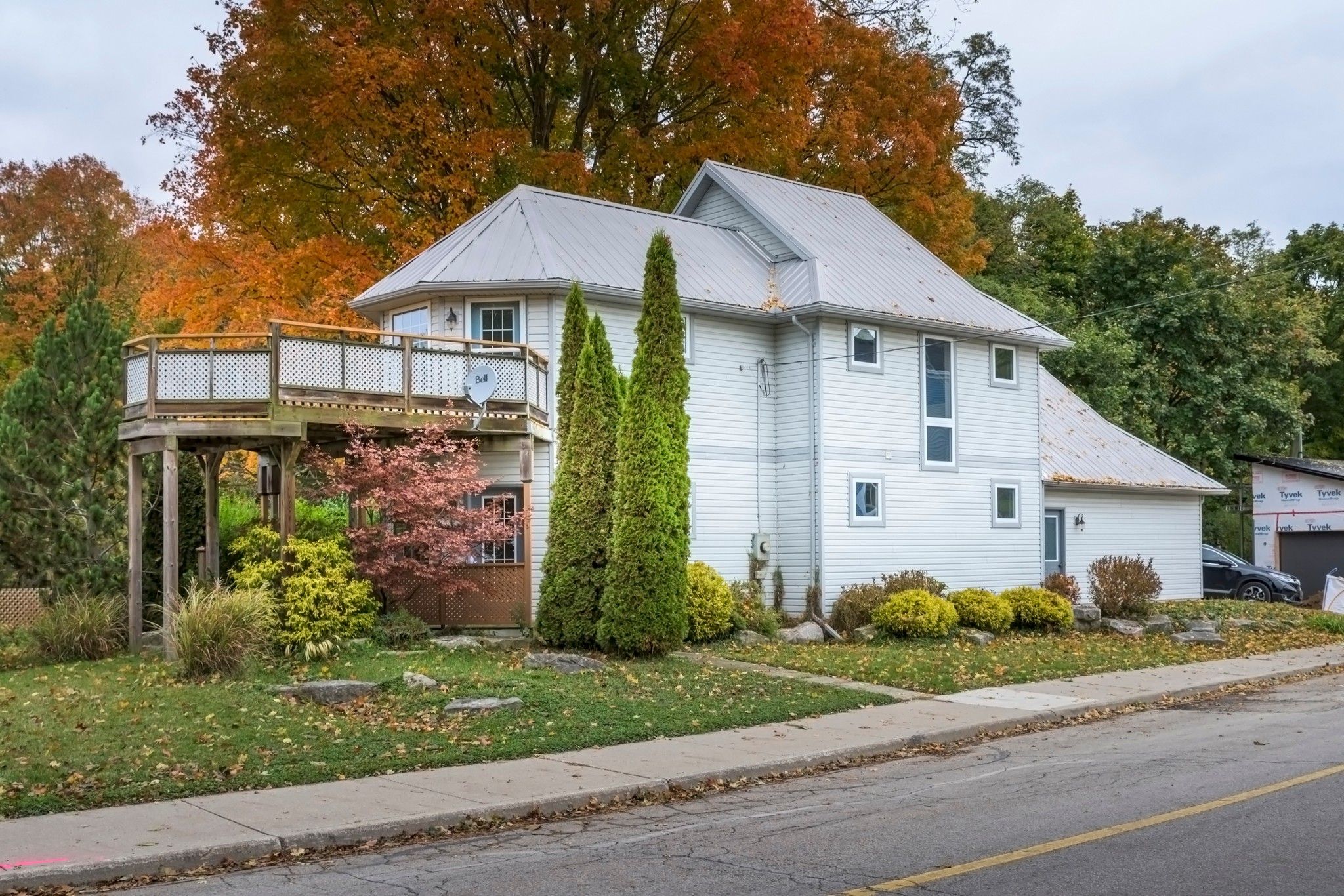 Main Photo: 379 Front Street in Port Stanley: Residential for sale : MLS®# 257806