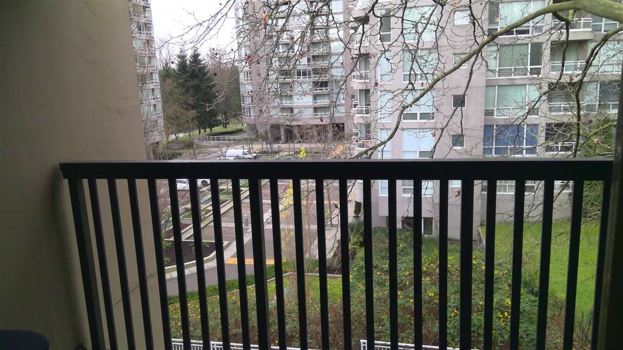 Photo 4: Photos: 502 9847 MANCHESTER Drive in Burnaby: Cariboo Condo for sale in "Barclay Woods" (Burnaby North)  : MLS®# R2543010