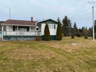 Photo 4: 3588 Eskasoni Road in Islandview: 207-C. B. County Residential for sale (Cape Breton)  : MLS®# 202128848