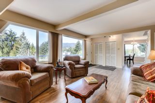 Photo 4: 3365 VIEWMOUNT Drive in Port Moody: Port Moody Centre House for sale : MLS®# R2725195