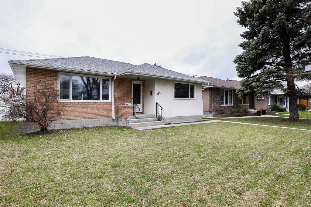 Main Photo: 585 Campbell Street in Winnipeg: River Heights Residential for sale (1C)  : MLS®# 202226005