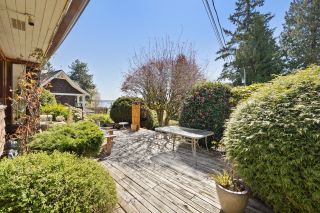 Photo 10: 2665 ROSEBERY Avenue in West Vancouver: Queens House for sale : MLS®# R2873566