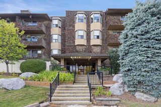 Photo 1: 405 3719B 49 Street NW in Calgary: Varsity Apartment for sale : MLS®# A2107039