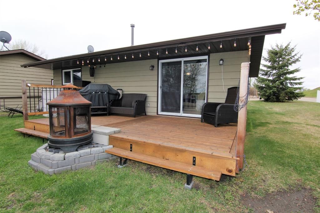 Main Photo: 1015 25054 SOUTH PINE LAKE Road: Rural Red Deer County Detached for sale : MLS®# A1110560