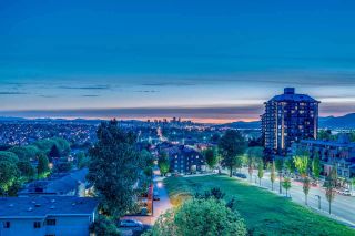 Photo 3: 402 3920 HASTINGS Street in Burnaby: Willingdon Heights Condo for sale in "INGLETON PLACE" (Burnaby North)  : MLS®# R2298394