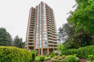 Main Photo: 401 4350 BERESFORD Street in Burnaby: Metrotown Condo for sale in "CARLTON ON THE PARK" (Burnaby South)  : MLS®# R2887322
