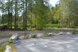 Photo 1: LOT 13 VETERANS Road in Gibsons: Gibsons & Area Land for sale in "McKinnon Gardens" (Sunshine Coast)  : MLS®# R2488491