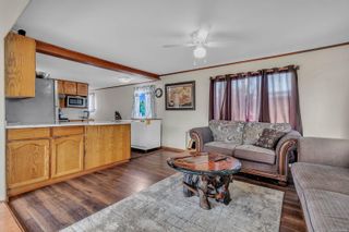 Photo 2: 8 2705 N Island Hwy in Campbell River: CR Campbell River North Manufactured Home for sale : MLS®# 884406