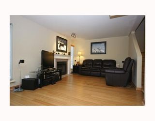 Photo 3: 43 41449 GOVERNMENT Road: Brackendale Townhouse for sale in "Emerald Place" (Squamish)  : MLS®# V757402
