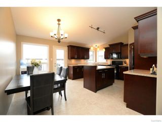 Photo 11: 8029 SHORTGRASS Bay in Regina: Fairways West Residential for sale : MLS®# SK611118