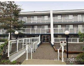 Photo 9: 208 550 ROYAL Avenue in New_Westminster: Downtown NW Condo for sale in "Harbourview" (New Westminster)  : MLS®# V660168