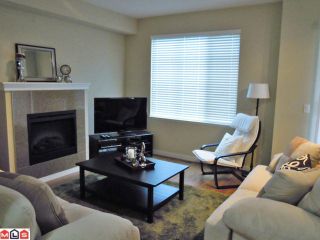 Photo 2: 83 6575 192ND Street in Surrey: Clayton Townhouse for sale in "IXIA" (Cloverdale)  : MLS®# F1216748