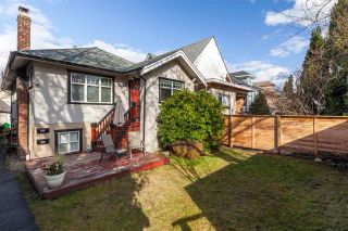 Photo 2: 707 E 11TH Avenue in Vancouver: Mount Pleasant VE House for sale in "Mount Pleasant" (Vancouver East)  : MLS®# R2543545