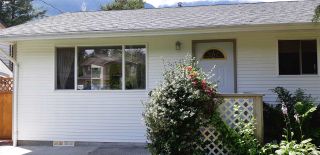 Photo 1: 41551 BRENNAN Road in Squamish: Brackendale 1/2 Duplex for sale : MLS®# R2520579