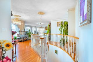 Photo 5: 8878 141A Street in Surrey: Bear Creek Green Timbers House for sale : MLS®# R2710557