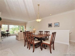 Photo 6: 18 4300 Stoneywood Lane in VICTORIA: SE Broadmead Row/Townhouse for sale (Saanich East)  : MLS®# 610675