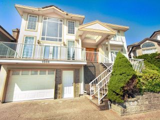 Main Photo: 1566 PURCELL Drive in Coquitlam: Westwood Plateau House for sale : MLS®# R2719475