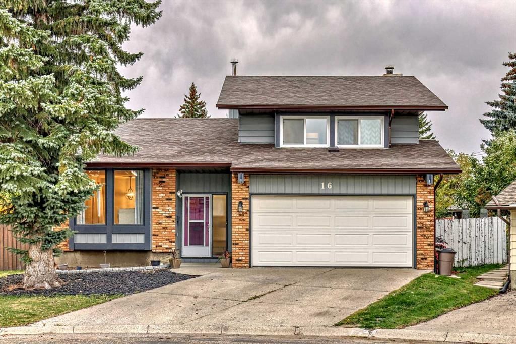 Main Photo: 16 Beddington Place NE in Calgary: Beddington Heights Detached for sale : MLS®# A2084238