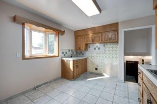 Photo 8: 347 96 Avenue SE in Calgary: Acadia Detached for sale : MLS®# A2002364