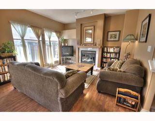 Photo 4: 55 1290 AMAZON Drive in Port_Coquitlam: Riverwood Townhouse for sale in "CALLAWAY GREEN" (Port Coquitlam)  : MLS®# V766497