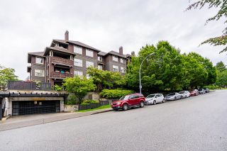 Main Photo: 305 38 SEVENTH Avenue in New Westminster: GlenBrooke North Condo for sale in "THE ROYCROFT" : MLS®# R2890365