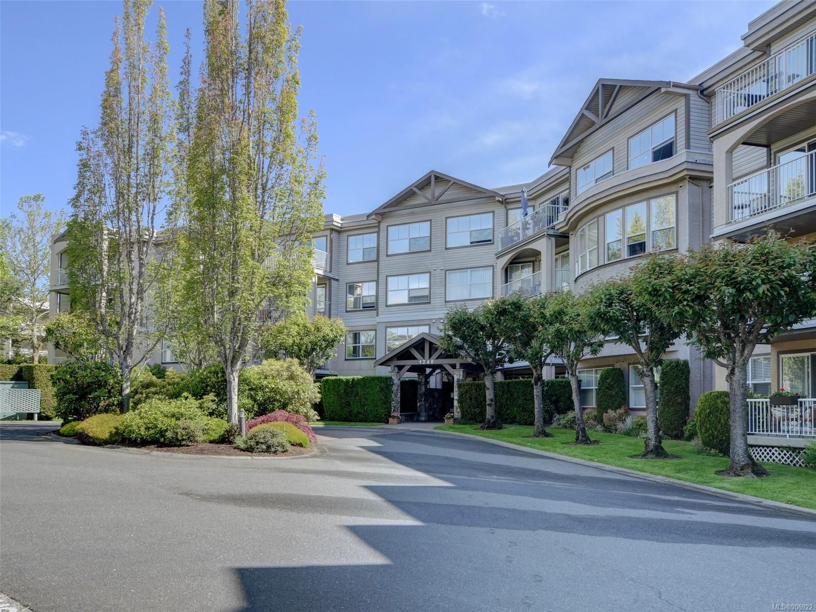 Main Photo: 406 1240 Verdier Ave in Central Saanich: CS Brentwood Bay Condo for sale : MLS®# 906922