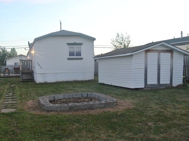 Main Photo: 10416 99TH Street: Taylor Manufactured Home for sale (Fort St. John (Zone 60))  : MLS®# N237834