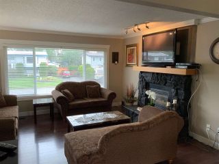 Photo 4: 46024 CLARE Avenue in Chilliwack: Fairfield Island House for sale : MLS®# R2407402