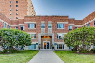 Main Photo: 37 330 19 Avenue SW in Calgary: Mission Apartment for sale : MLS®# A2134702