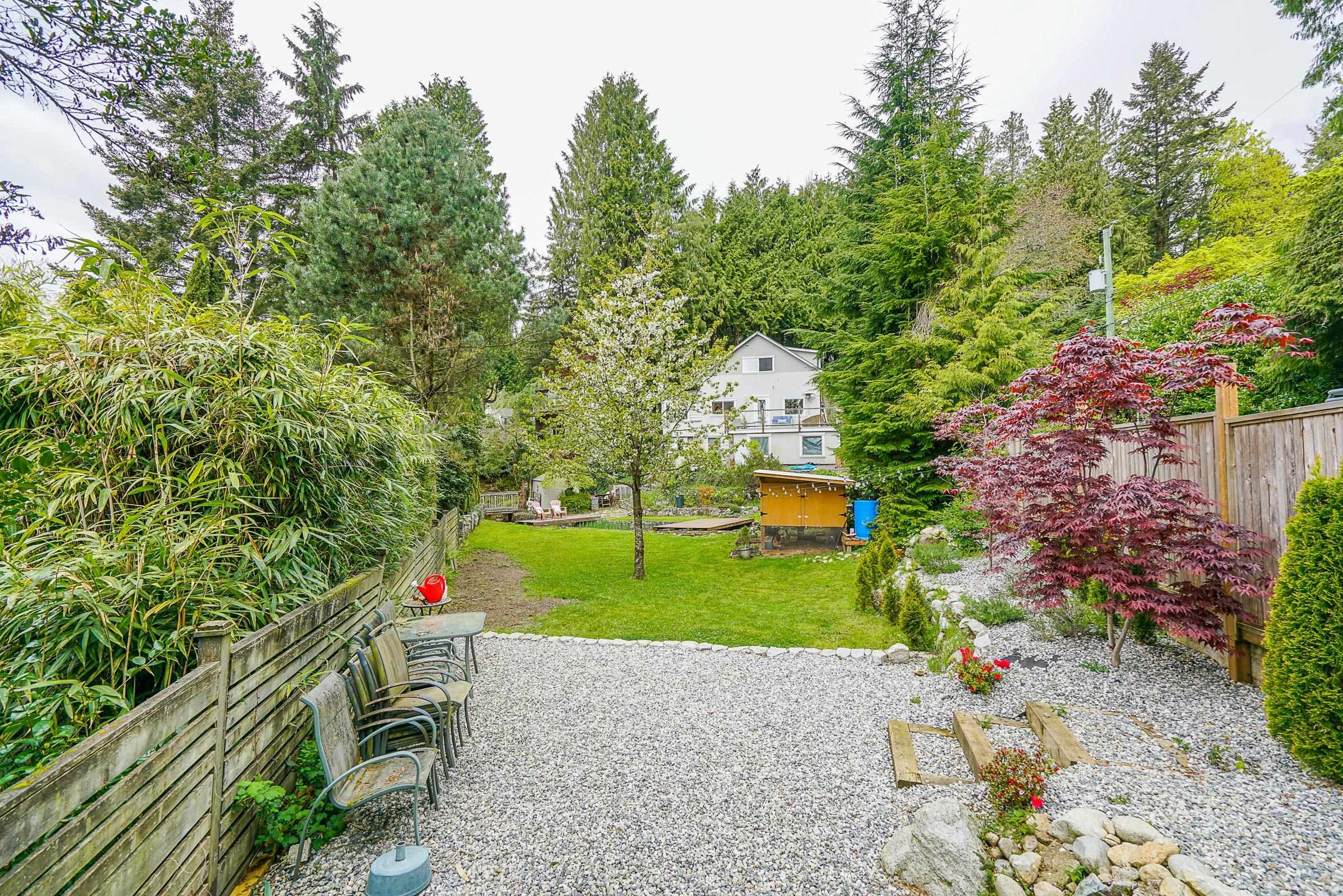 Main Photo: 4014 ROSE Crescent in West Vancouver: Sandy Cove House for sale : MLS®# R2687131