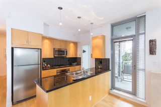 Photo 4: 602 1050 SMITHE Street in Vancouver: West End VW Condo for sale in "THE STERLING" (Vancouver West)  : MLS®# R2118981