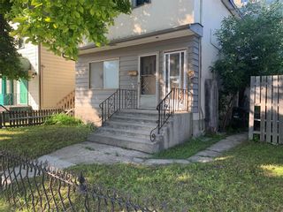 Photo 2: 449 Selkirk Avenue in Winnipeg: North End Residential for sale (4A)  : MLS®# 202220895