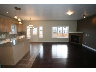 Photo 4: 300 SADDLEMEAD Close NE in CALGARY: Saddleridge Residential Detached Single Family for sale (Calgary)  : MLS®# C3500117