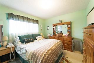 Photo 5: 14558 CHARTWELL Drive in Surrey: Bear Creek Green Timbers House for sale : MLS®# R2262701