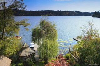Photo 2: 4919 Prospect Lake Rd in Victoria: SW Prospect Lake House for sale (Saanich West)  : MLS®# 342584