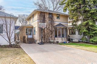 Photo 1: 735 University Drive in Saskatoon: Nutana Residential for sale : MLS®# SK966967